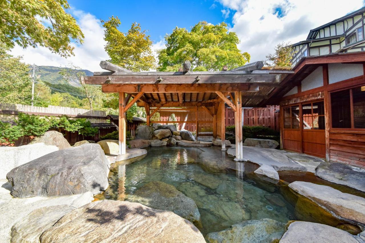 Resort Inn Chirorian Takajama Kültér fotó