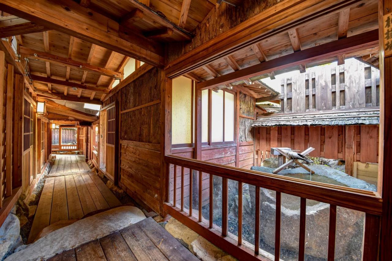 Resort Inn Chirorian Takajama Kültér fotó